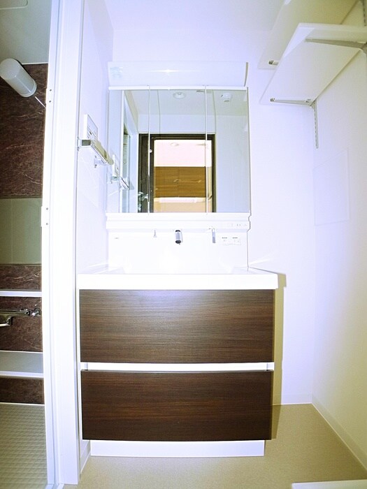 物件内観写真16　(洗面)