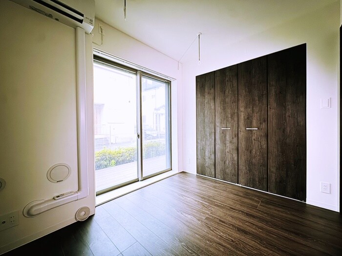 物件内観写真21　(室内からの展望)