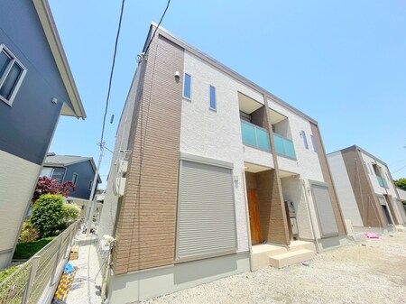 ＷＩＮＧ　ＣＯＵＲＴ　Ｂ外観写真