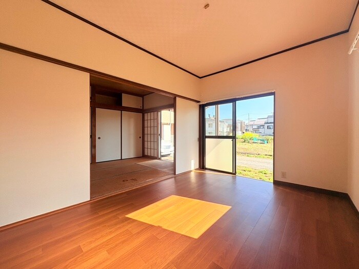 物件内観写真21　(居室)