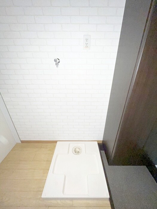 物件内観写真12　(洗濯機置場)