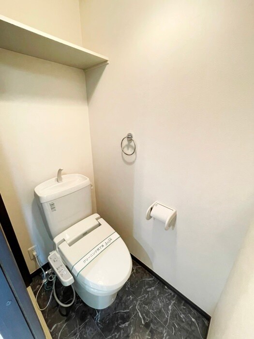 物件内観写真14　(トイレ)