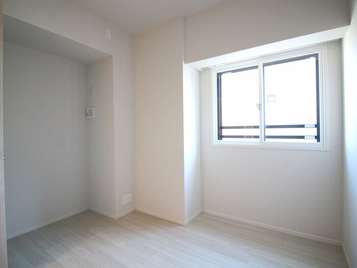 物件内観写真10　(居室)
