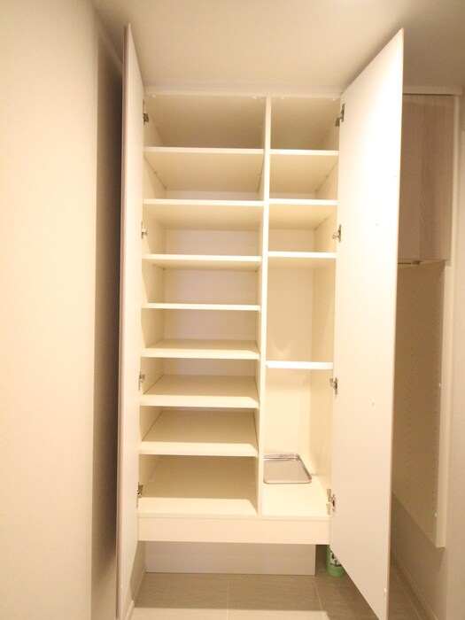 物件内観写真21　(靴箱)