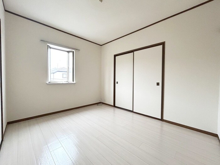 物件内観写真7　(居室)