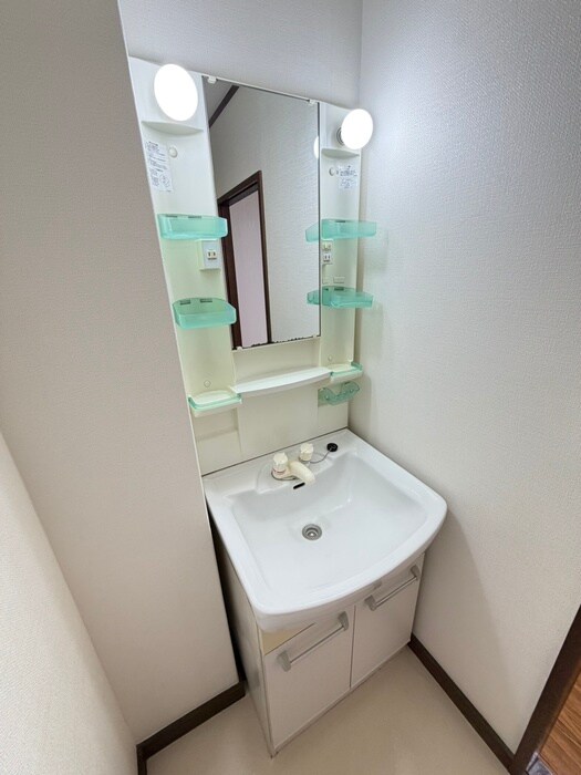 物件内観写真15　(洗面)