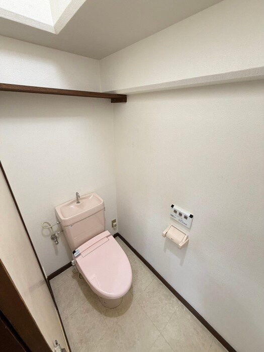 物件内観写真17　(トイレ)