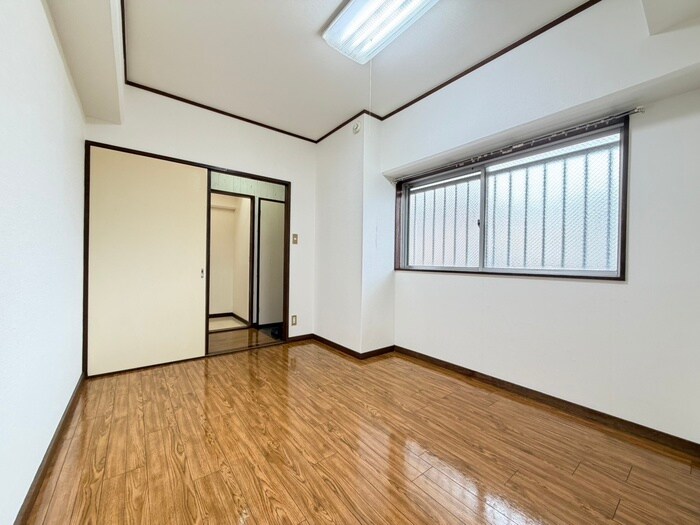 物件内観写真19　(居室)