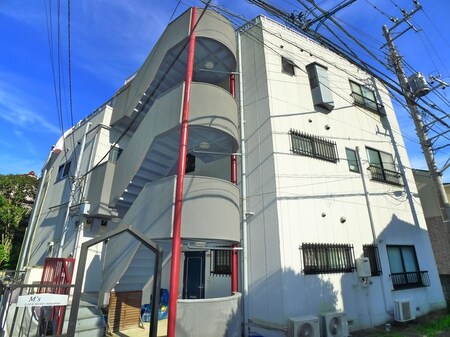 エムズ外観写真
