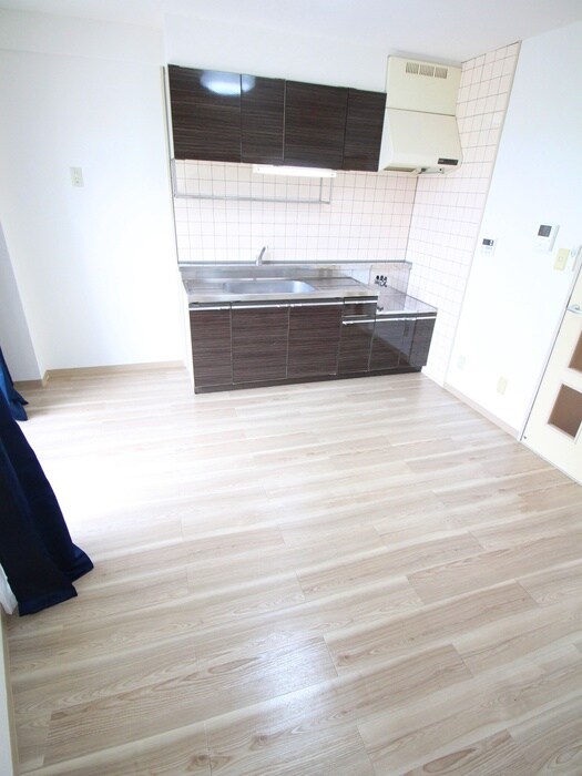 物件内観写真13　(居室)