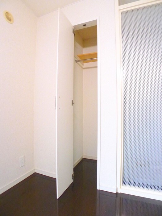 物件内観写真11　(収納)