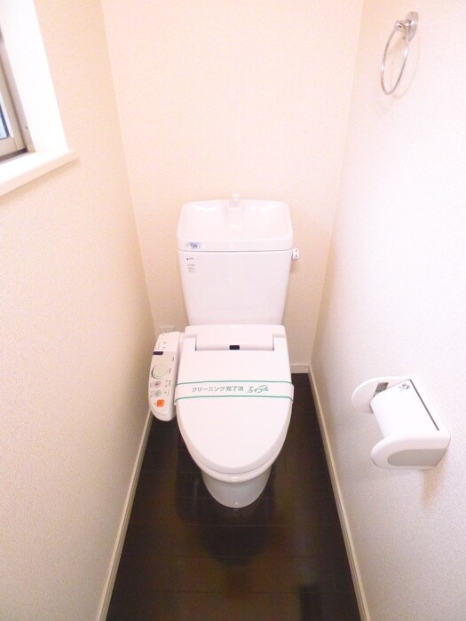 物件内観写真16　(トイレ)