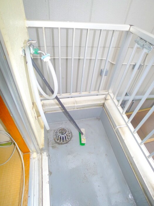 物件内観写真15　(洗濯機置場)