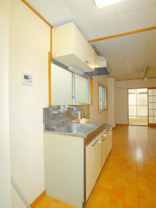 物件内観写真17　(廊下)