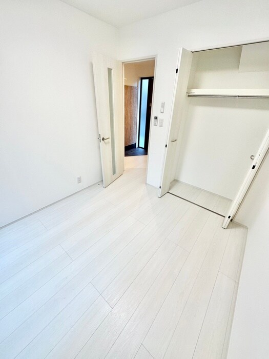 物件内観写真11　(室内からの展望)