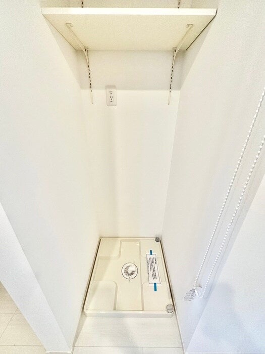 物件内観写真14　(洗濯機置場)