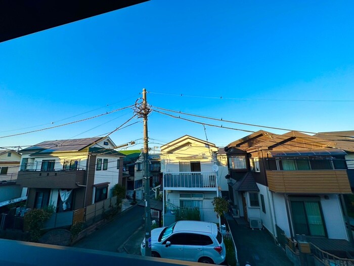 物件内観写真22　(室内からの展望)