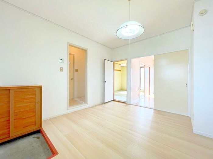 物件内観写真6　(内観写真)