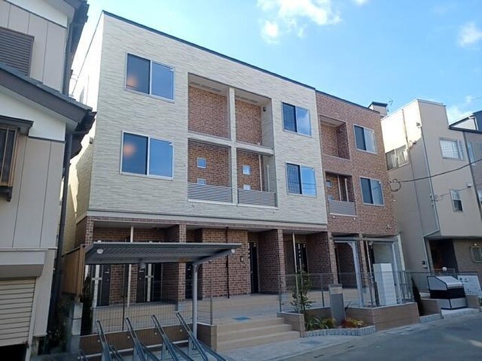 物件外観写真1　(外観写真)