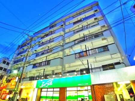 泉第６ビル外観写真
