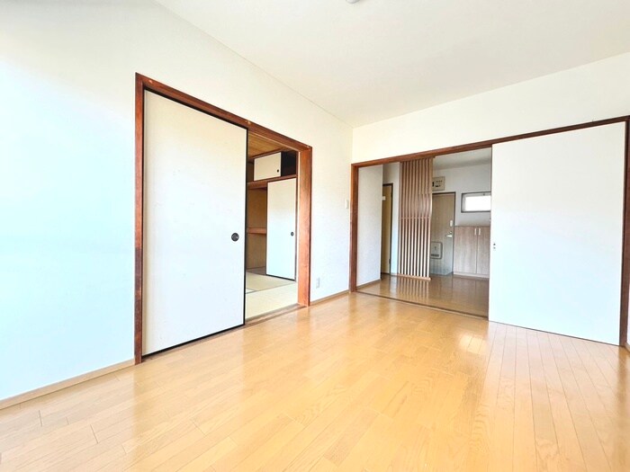 物件内観写真7　(居室)