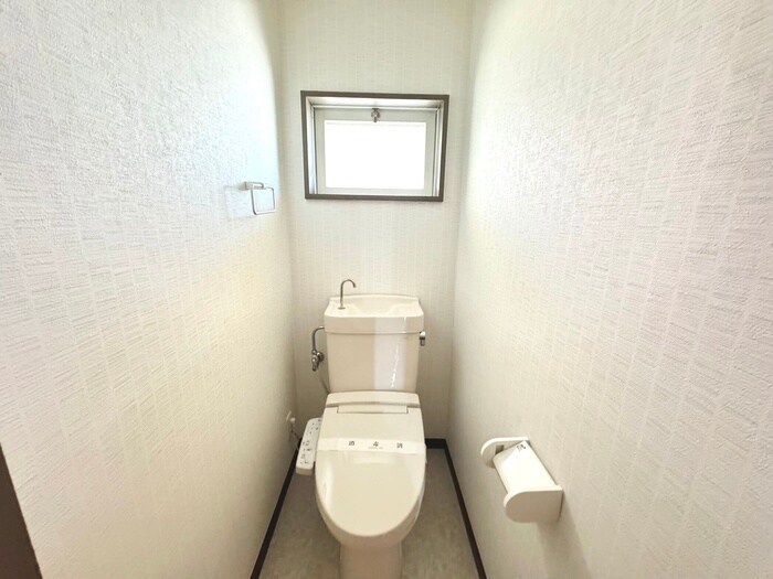 物件内観写真13　(トイレ)