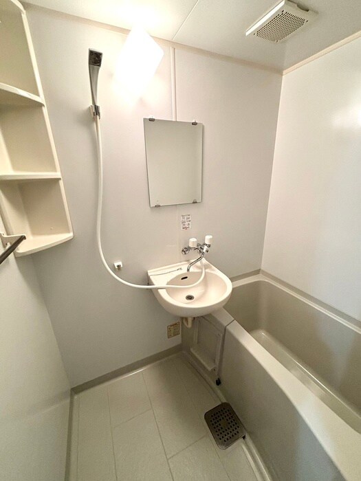 物件内観写真12　(バス／シャワールーム等)