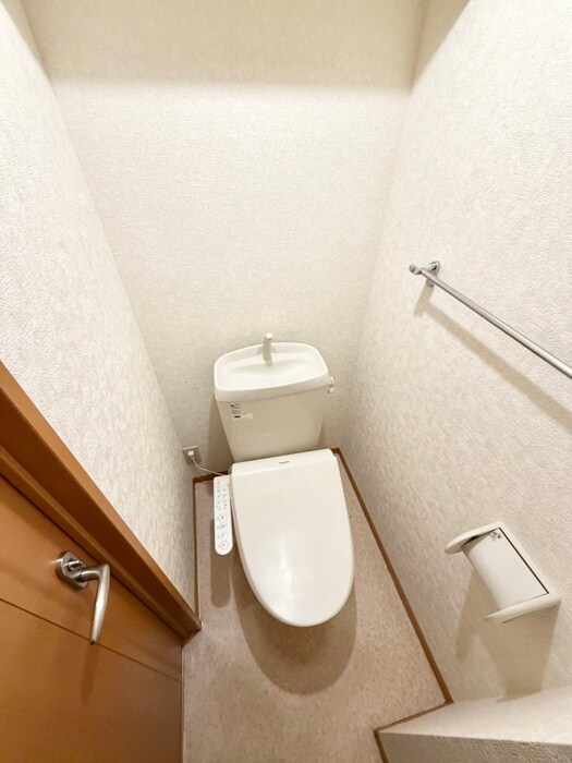 物件内観写真12　(トイレ)