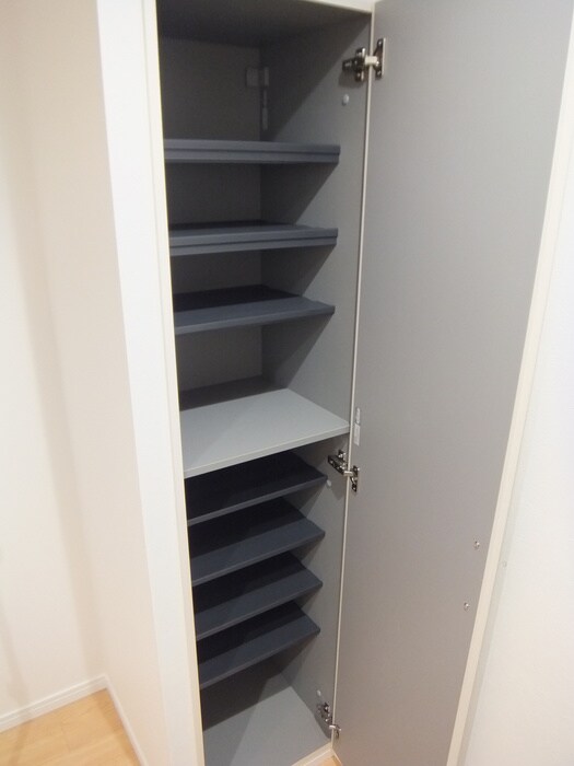 物件内観写真11　(靴箱)