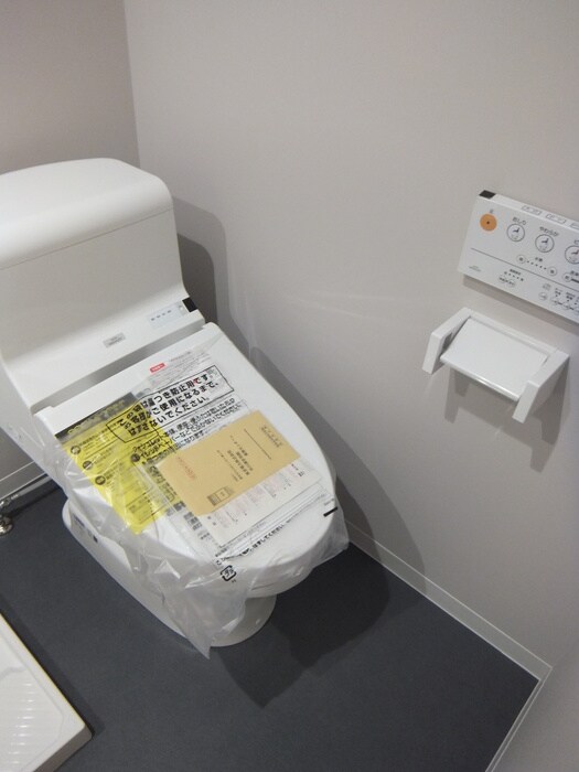 物件内観写真13　(トイレ)