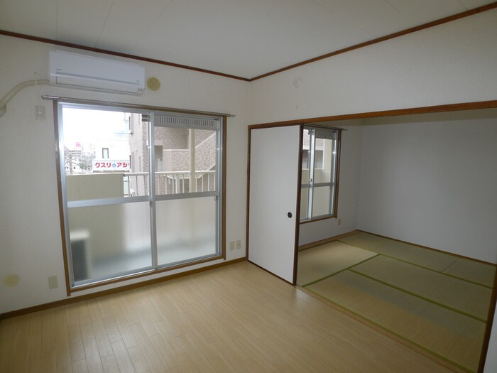 物件内観写真11　(居室)