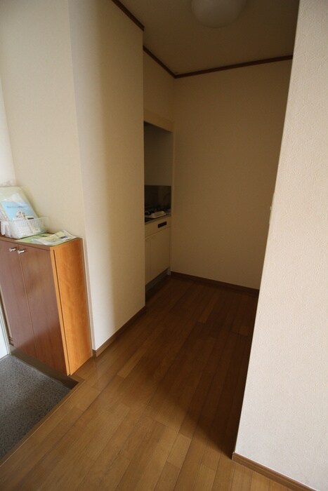 物件内観写真19　(廊下)