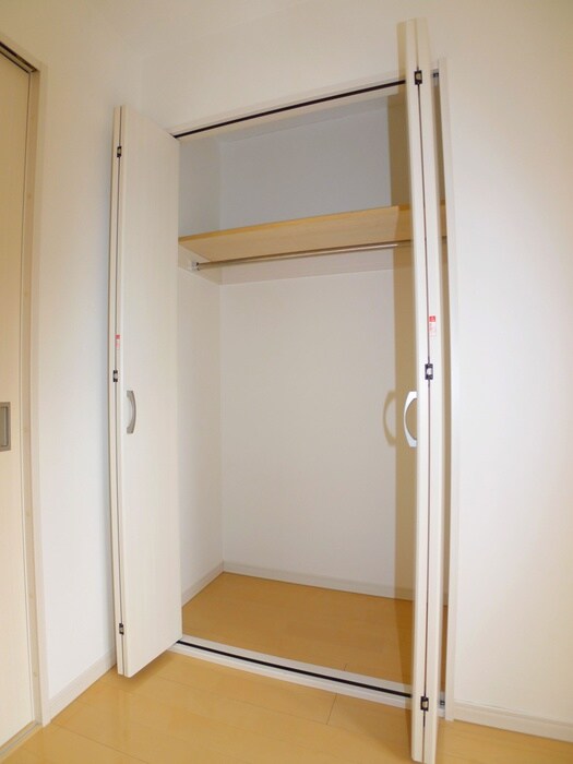 物件内観写真10　(収納)