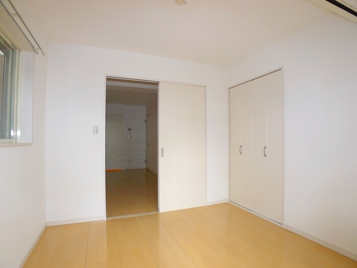 物件内観写真19　(居室)