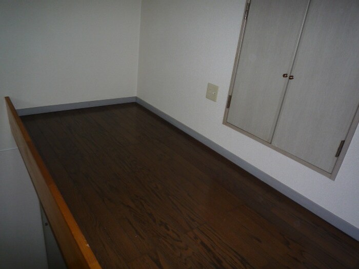 物件内観写真8　(居室)