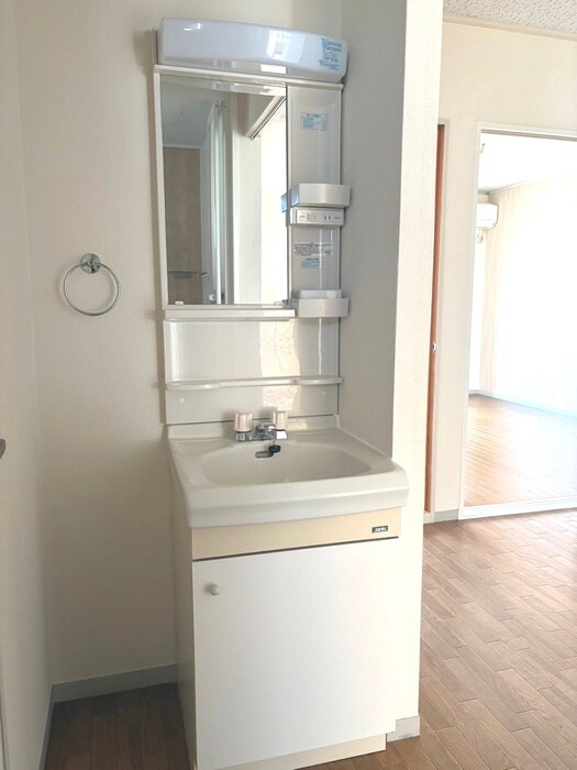 物件内観写真12　(洗面)