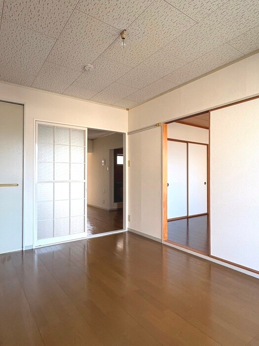 物件内観写真19　(居室)