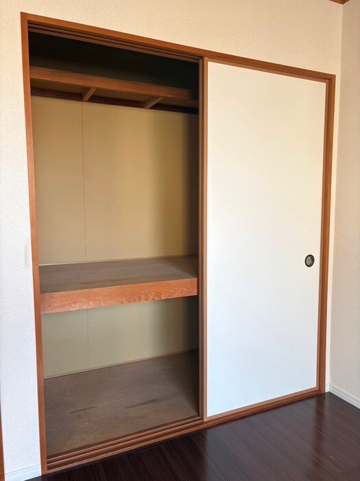 物件内観写真21　(収納)
