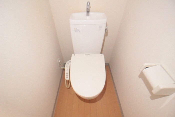 物件内観写真12　(トイレ)