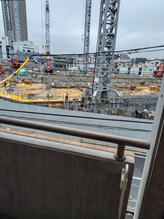 物件内観写真21　(室内からの展望)