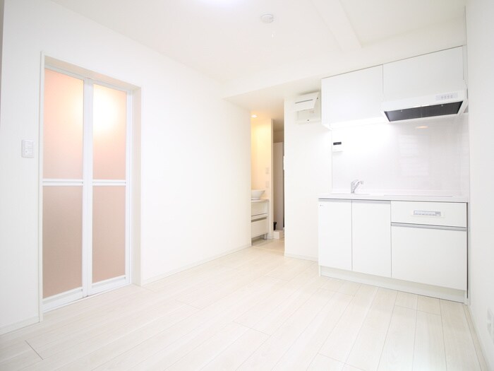 物件内観写真6　(居室)