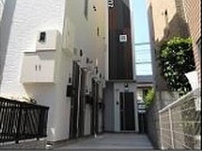 物件外観写真4　(建物設備)