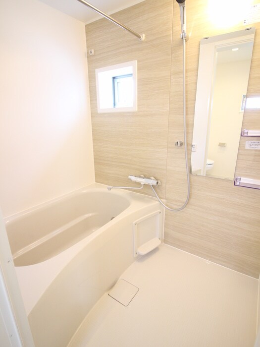 物件内観写真10　(バス／シャワールーム等)