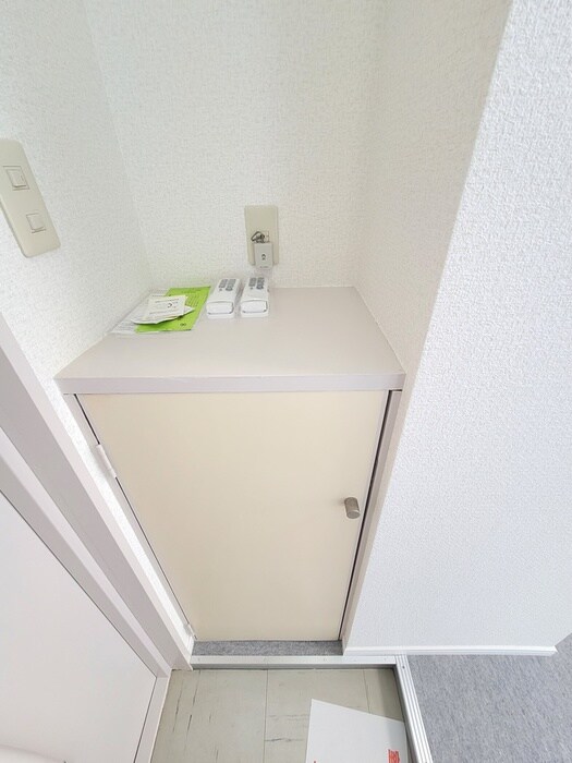 ホワイトハウス優の靴箱