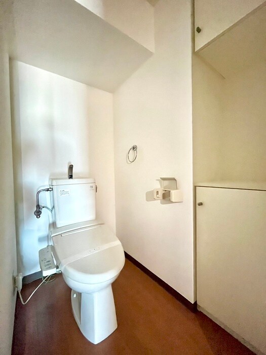 物件内観写真14　(トイレ)