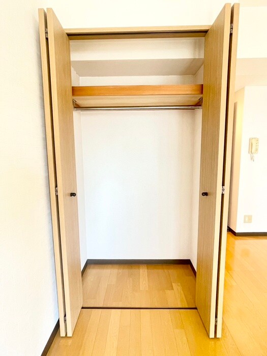 物件内観写真15　(収納)