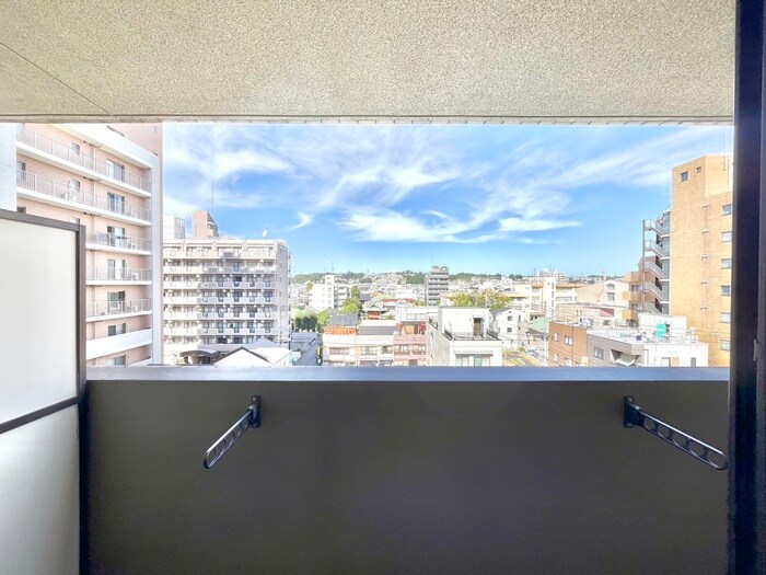 物件内観写真16　(室内からの展望)