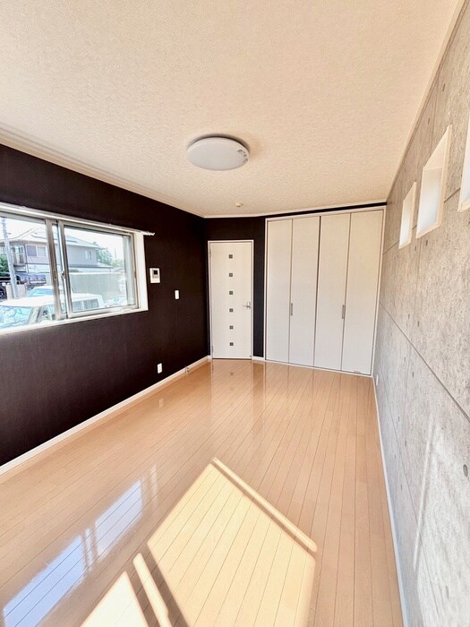 物件内観写真9　(居室)