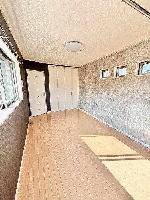 物件内観写真10　(居室)