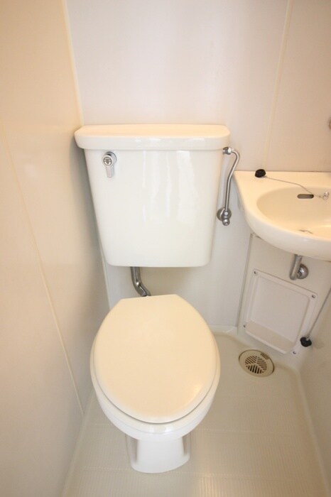 物件内観写真13　(トイレ)